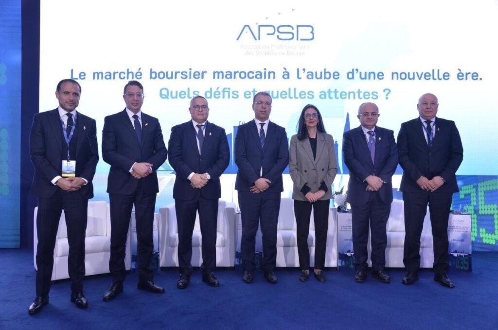 Les intervenants de la conférence « Le marché boursier marocain à l’aube d’une nouvelle ère » organisée par l’APSB